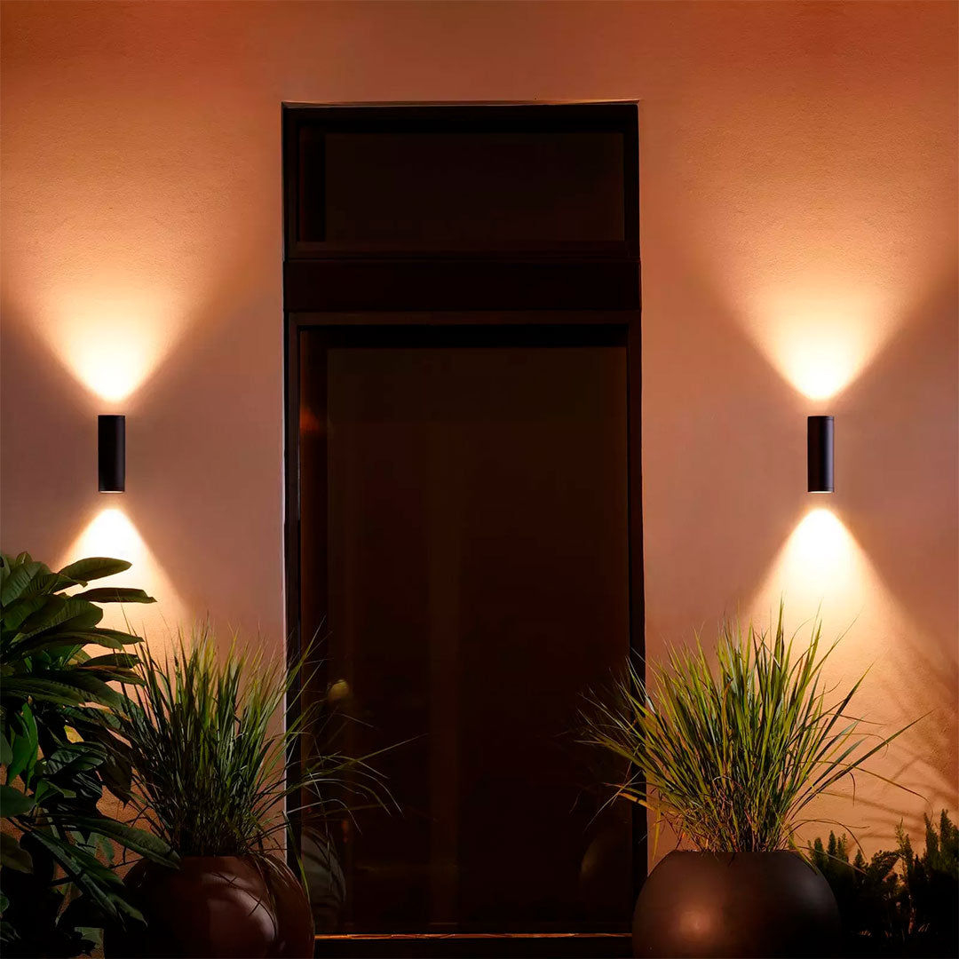 PHILIPS HUE 915005842801 Lámpara de Pared para Exterior Color 8W 25000horas