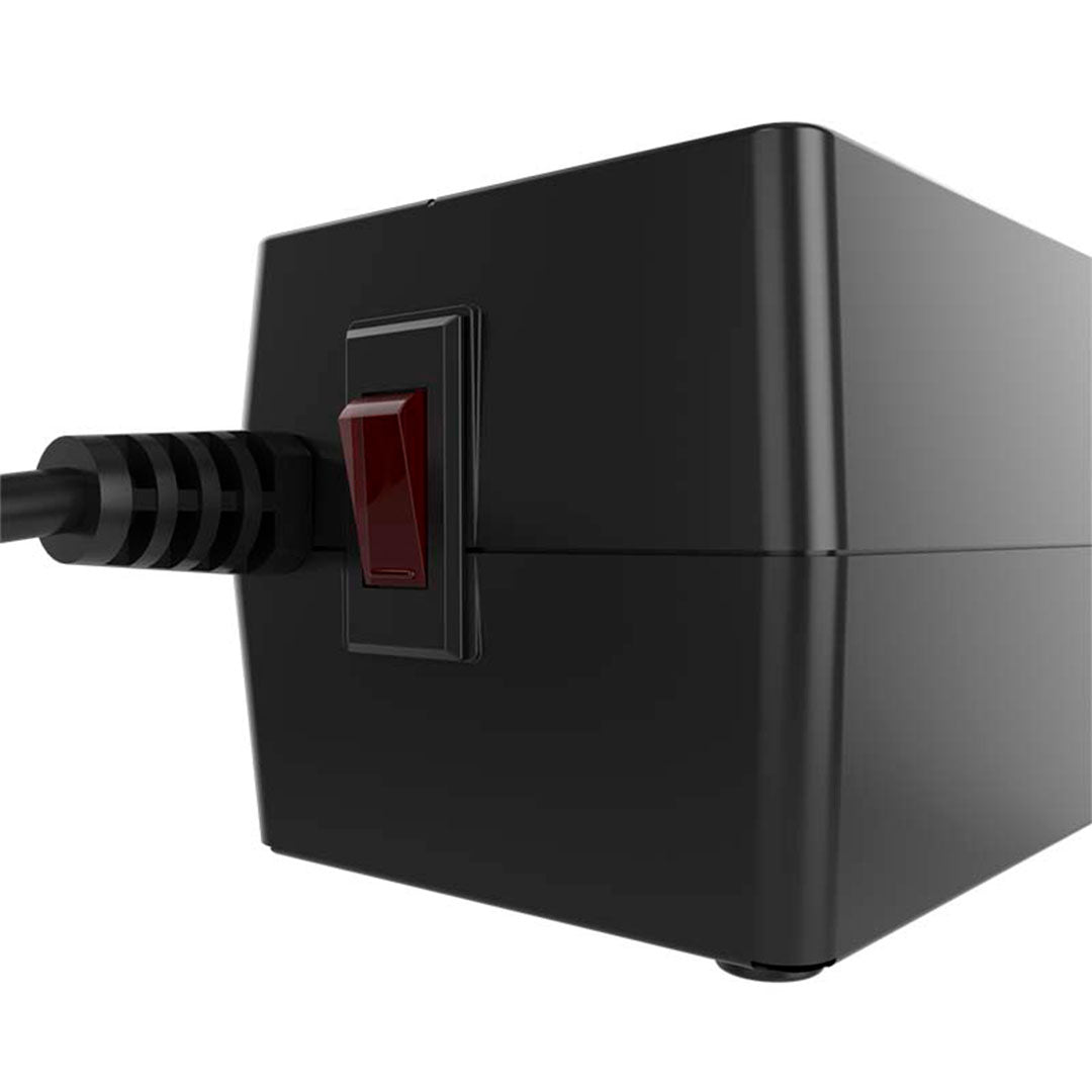 FORZA FVR-1012USB Estabilizador Regulador de energía 500W, 1000VA, 4 tomas, NEMA 2 USB