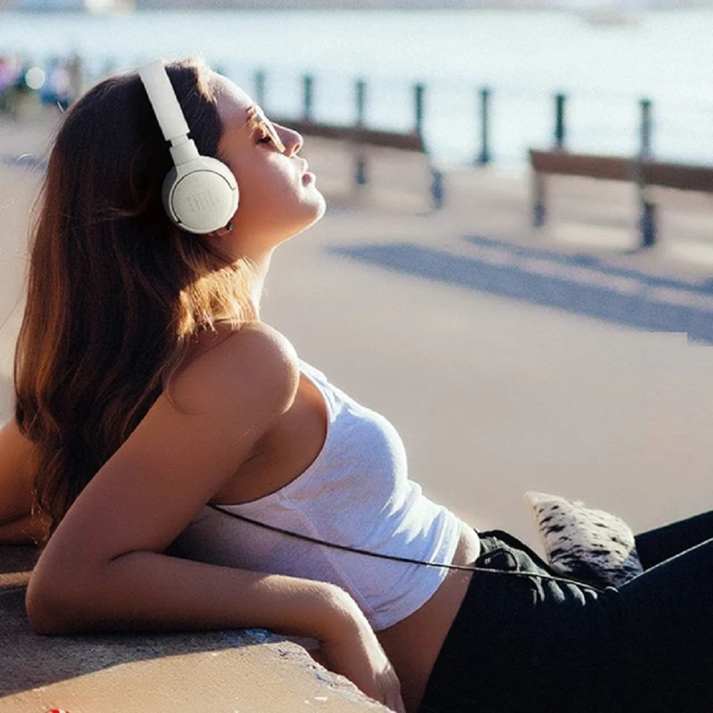 JBL TUNE 770 Audífonos Inalámbricos BT Blanco 70H Batería - JBLT770NCWHTAM