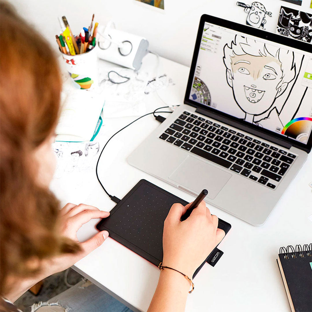 WACOM ID002WAC41 Tableta gráfica Small CTL-472. Lápiz electromagnético, control y precisión
