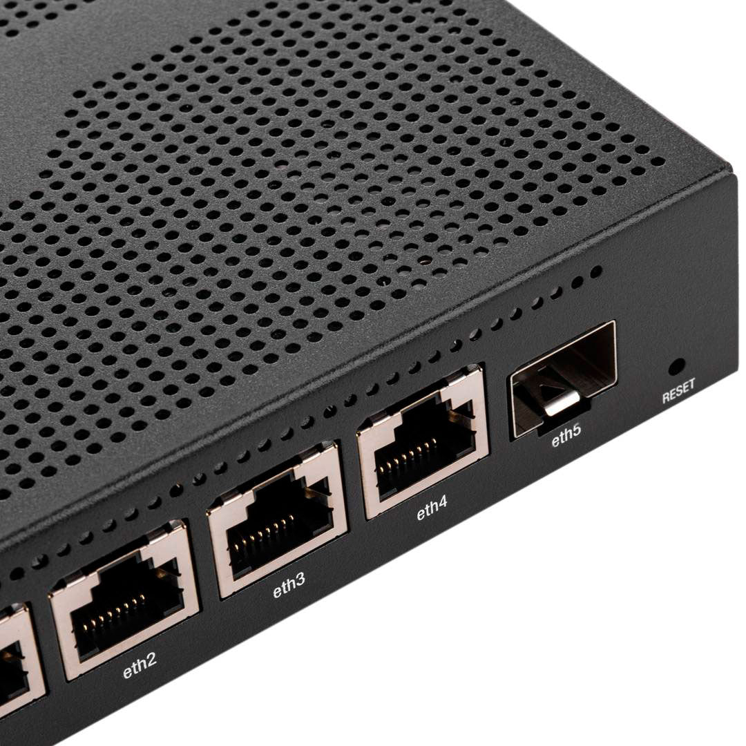 UBIQUITI ER-6P Router EDGEROUTER 5 Puertos PoE 1SFP Balancead