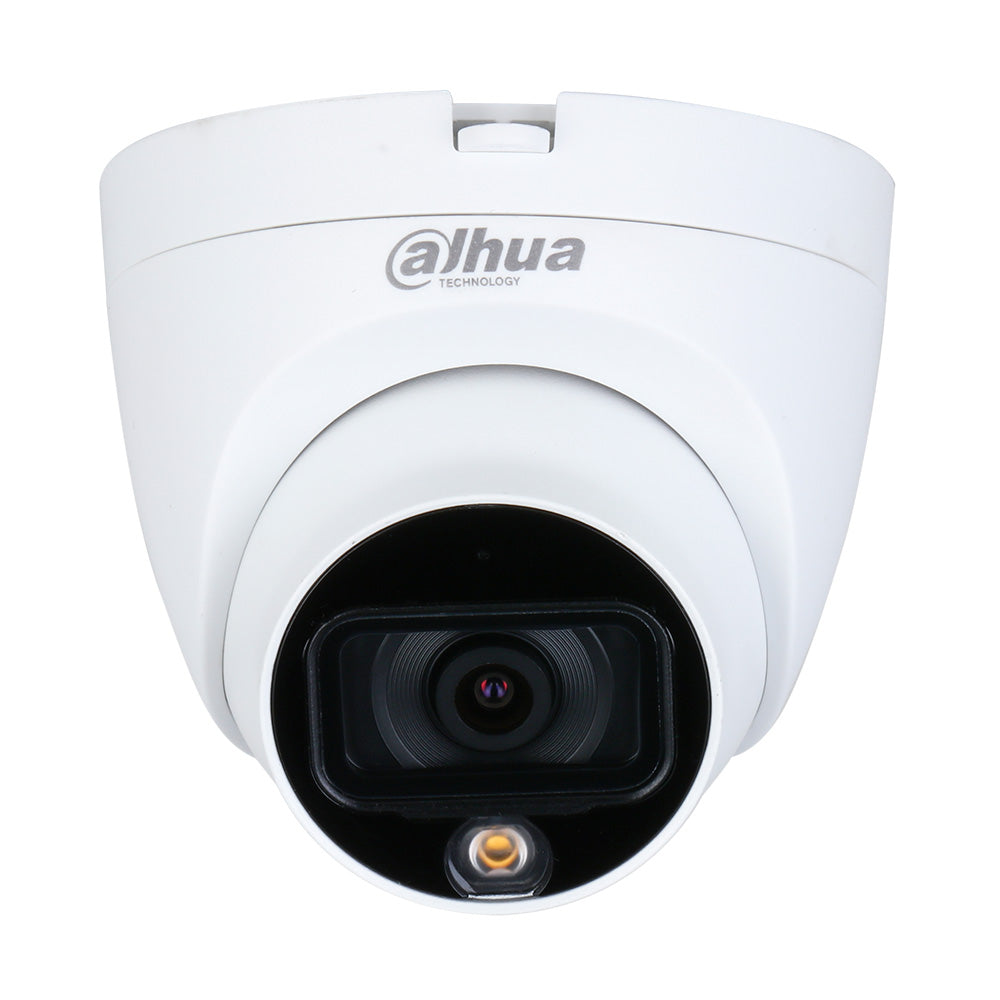 Cámara de videovigilancia tipo domo blanca con lente de alta resolución y sensor LED