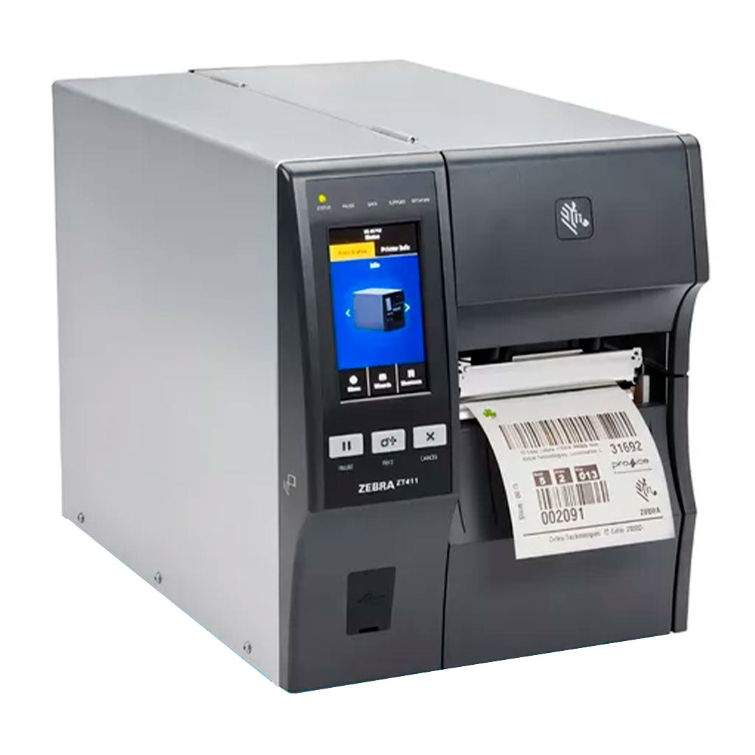 Impresora industrial Zebra ZT411 imprimiendo etiqueta con código de barras, pantalla digital